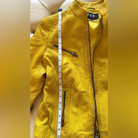 Genuine Leather Jacket in Yellow - Picture 5 of 8